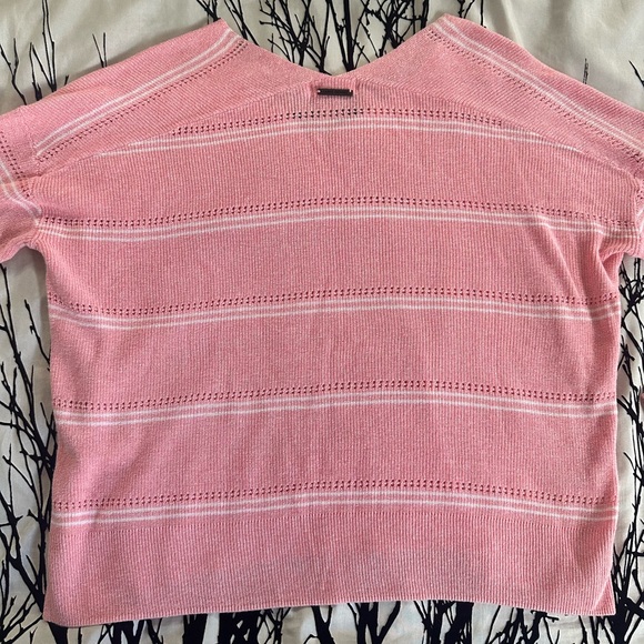 Carve Designs Zella pink pullover sweater, organic cotton, white stripes, medium - Picture 13 of 16